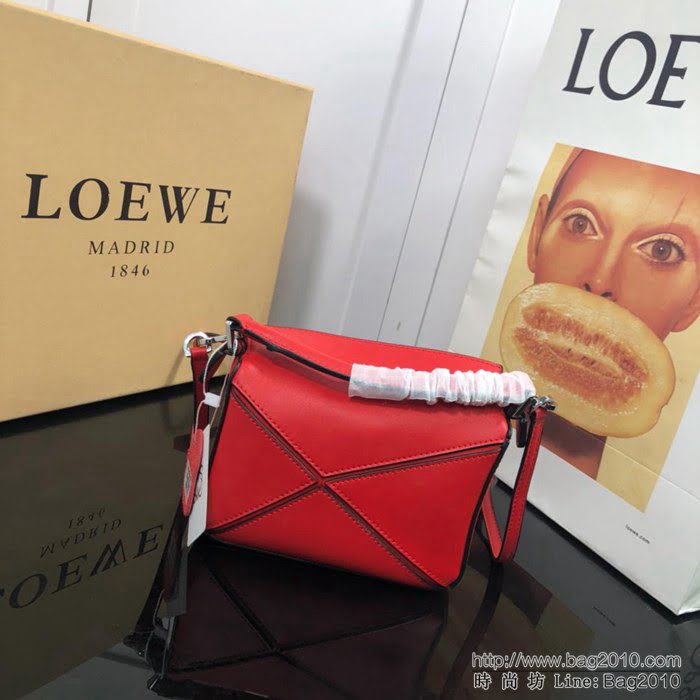 LOEWE羅意威 聖誕明星款 進口小牛皮 mini puzzle手提肩背包 86手提肩背斜挎包68  jdl1205